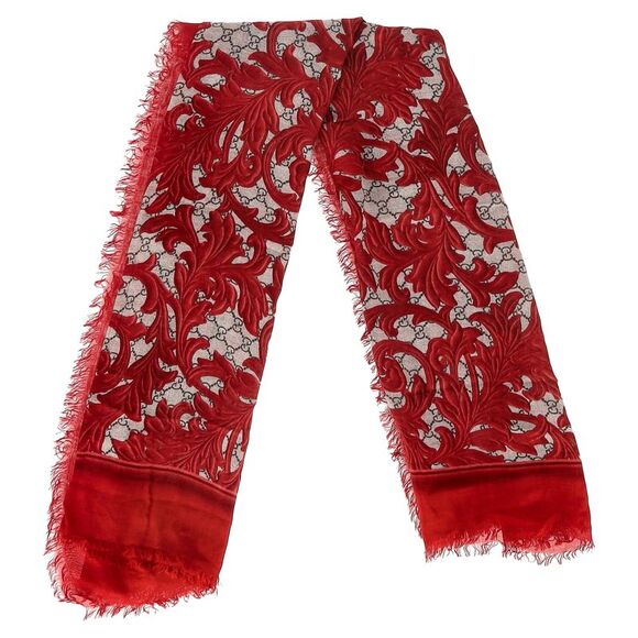 Gucci Arabesque GG Supreme Scarf in Red Modal - Picture 1 of 3
